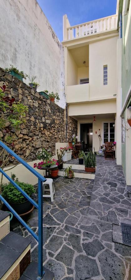 A-Típica GuestHouse Ponta Delgada Eksteriør billede